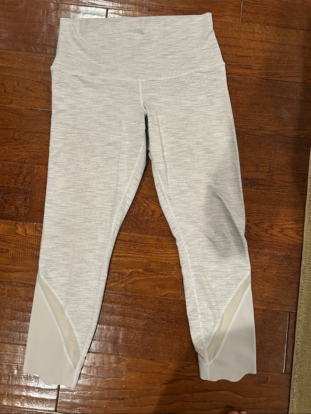Lululemon Light Gray Active Leggings size 6